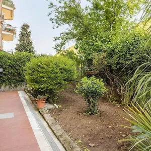 Massy & Alex House Intero Roma